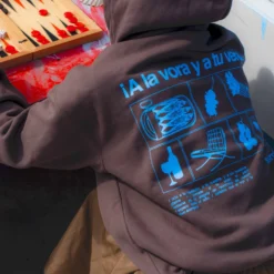 Cerca De Ti Hoodie -Fashion Clothing Store 11 f0973cc5 20f8 431e 81d4 6769bdaee452 scaled