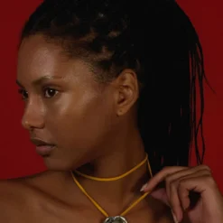 Rose - Silver Medallion -Fashion Clothing Store 6 e13e0968 ed69 4a7b b943 51b5af0605cb scaled