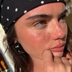 Amanecer Black Bandana -Fashion Clothing Store Frame 4 7387fd6e 1084 4322 b4cf e7791f4c037e 1