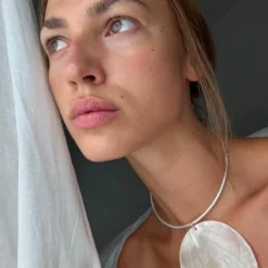 Teresa White Necklace 19 Teresa White Necklace -Fashion Clothing Store Frame 8 6677bac8 061a 4ce4 a1c5 4ada063a651f