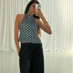 Peony Reversible Top -Fashion Clothing Store Frame 343ed441 cea5 471e 90a5 b71afe467872