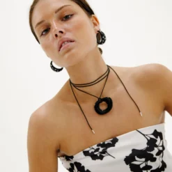 Catalina Black Necklace -Fashion Clothing Store IMG 7036 scaled